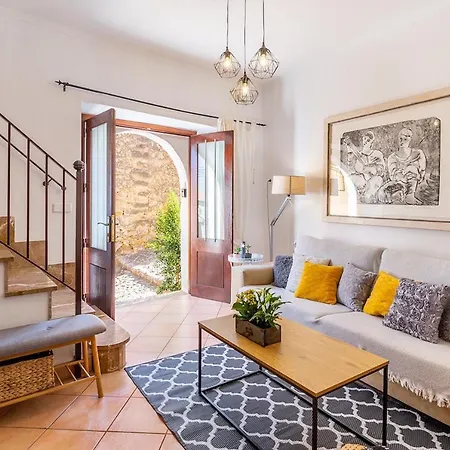 Bona Vista With Mountain Views By Bebreeze Holiday home Pollenca