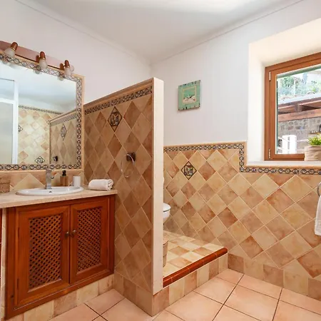 Holiday home Bona Vista With Mountain Views By Bebreeze